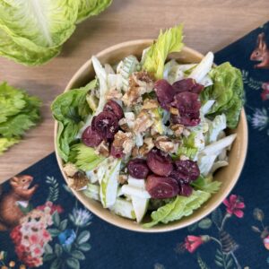 UUS! Waldorfi salat kreeka pähklite ja röstitud viinamarjadega kg
